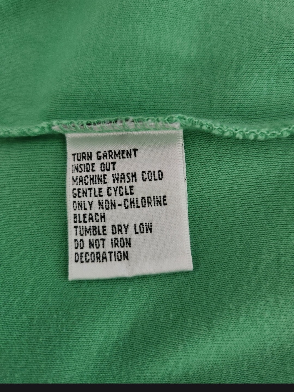 Talbots Green Short Sleeve Tee Embroidered Pink Flamingo Petite Medium - Picture 7 of 8